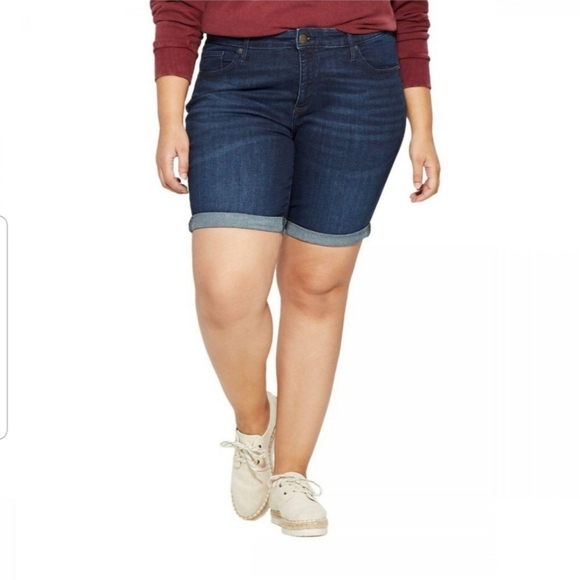 universal thread bermuda shorts